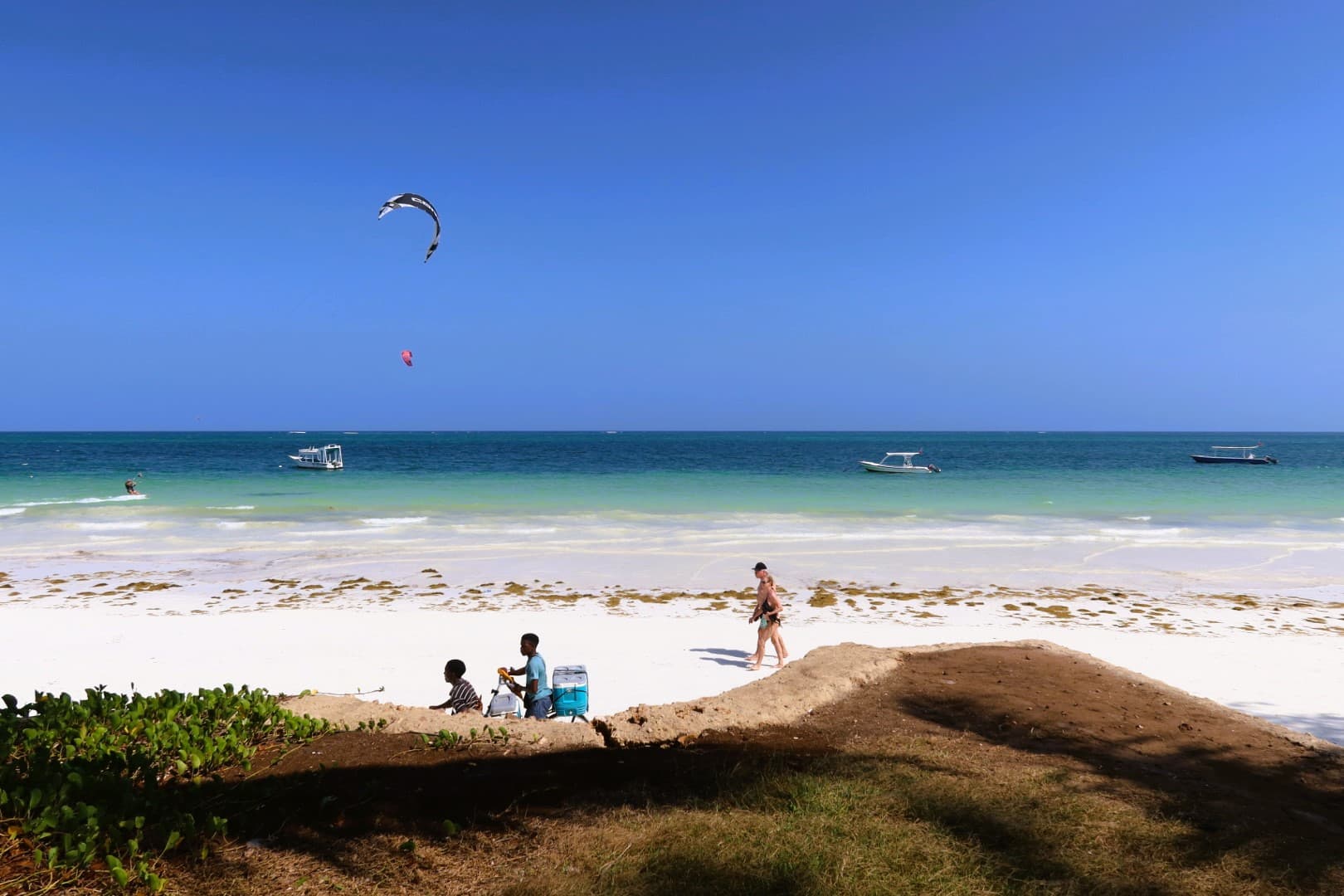 Diani Beach vs Mombasa: Which Kenya Coast Destination Is Right for You?