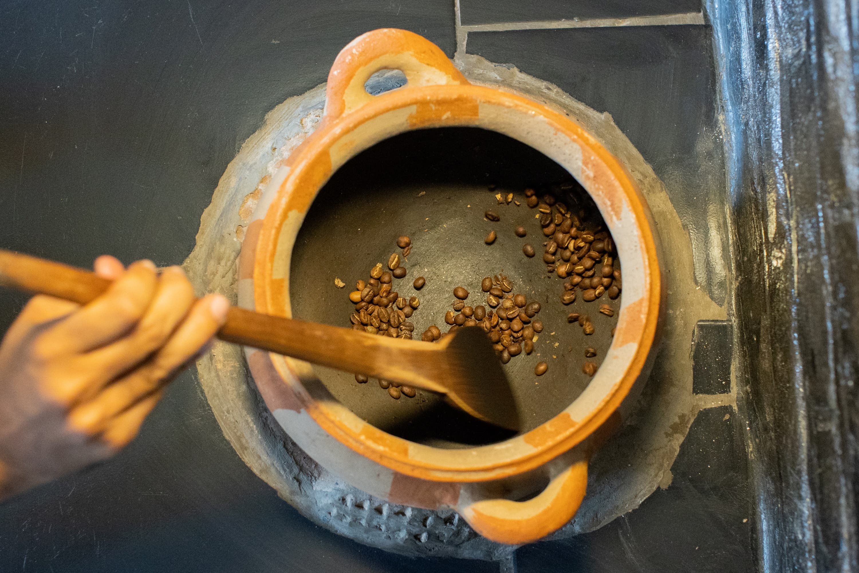Kigali : Kigali Coffee Experience – Traditional Roasting & Tasting